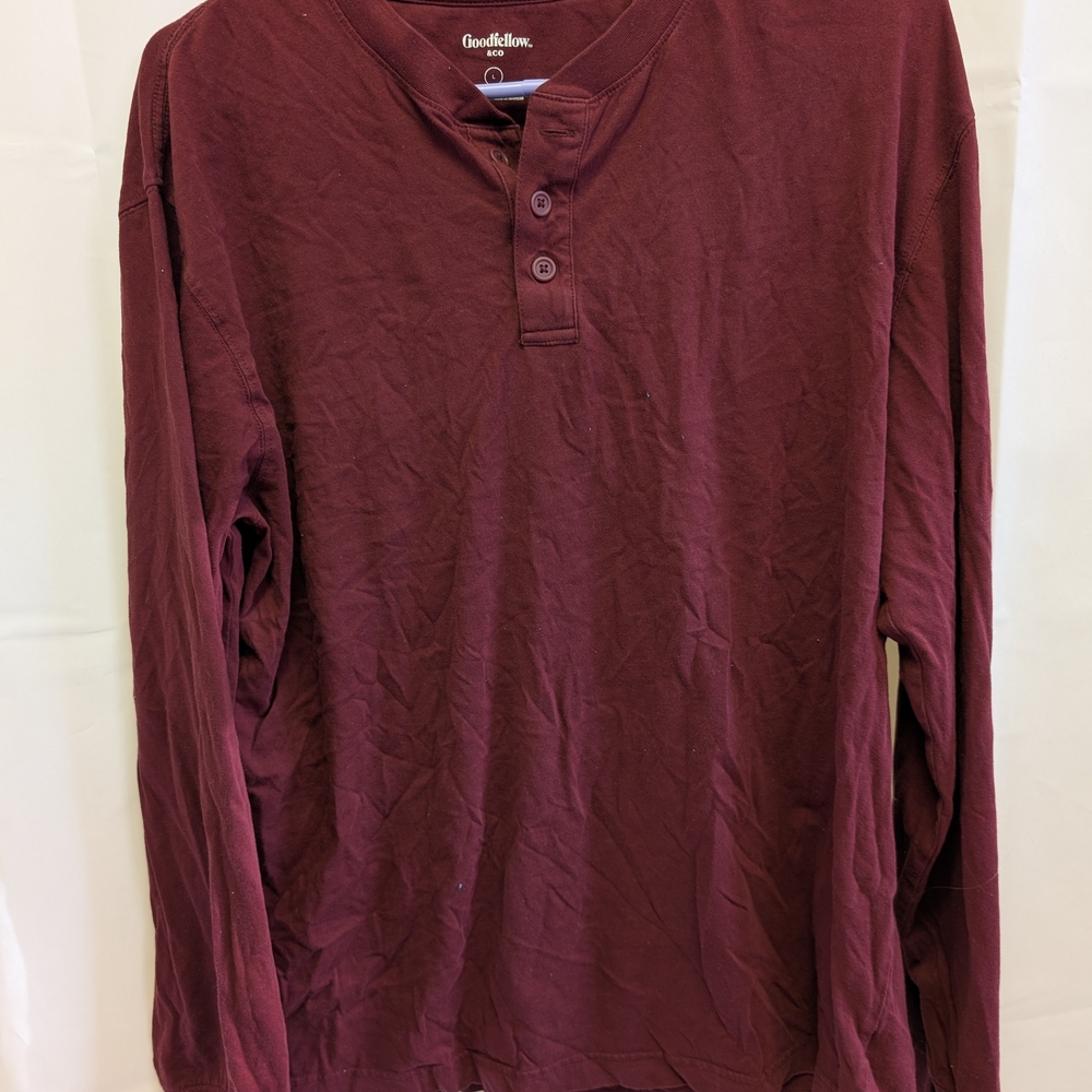 Goodfellow & Co Men's Burgundy Henley Shirt